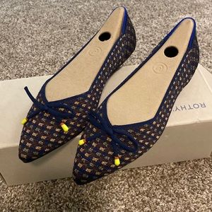 Discontinued Evening Metallic Rothy’s The Point size 7 1/2.  NIB